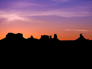 Fototapeta premium Dawn at Monument Valley