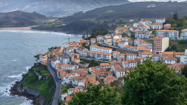 Lastres: El Balc&oacute;n del Cant&aacute;brico