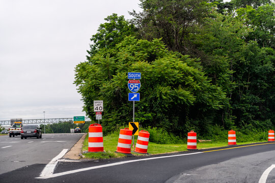 Woodbridge, Virginia with road sign speed limit for highway i95 interstate exit turn to Fredericksburg south and snow emergency route