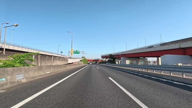 東京外環自動車道をドライブ　三郷ジャンクション