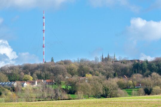 Mont des Cats, son abbaye et son antenne