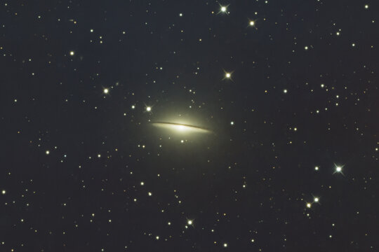 M104 ソンブレロ銀河 2026