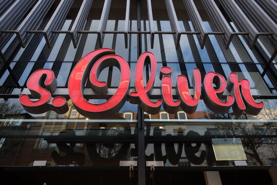S. Oliver Store und Filiale mit Mode f&uuml;r Damen und Herren am 20.03.2026 in der Fu&szlig;g&auml;ngerzone in der Ludgeristra&szlig;e in der City und Innenstadt von M&uuml;nster in Westfalen im M&uuml;nsterland