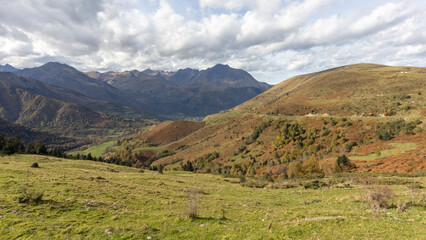 Obraz premium Vue depuis le col du Val-Louron