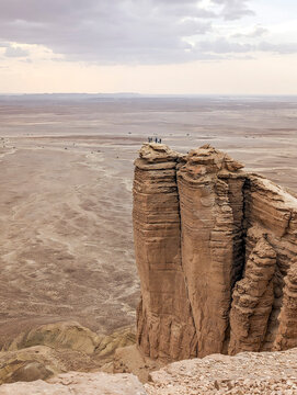 Panoramic view of dramatic cliffs at the Edge of the World (Jabal Tuwaiq) after sunset, Saudi Arabia