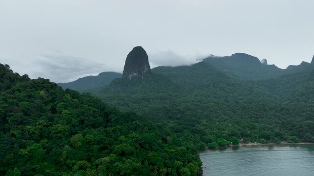 Bay of Spires, Ba&iacute;a das Agulhas on S&atilde;o Tom&eacute; and Pr&iacute;ncipe, drone perspective