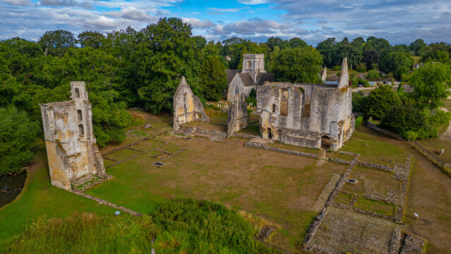 Minster Lovell Hall & Dovecote in England