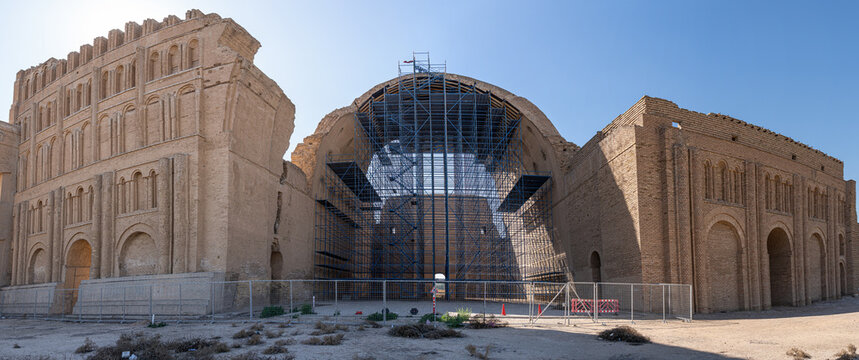 Arch of Taq-i Kisra or Iwan of Khosrau, Ctesiphon, Iraq