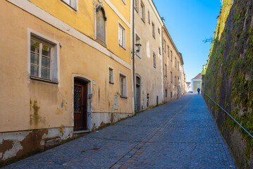 Obraz premium Colourful street in Austrian town Steyr