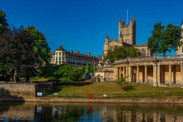 Obraz premium Riverside of Avon and abbey in Bath, England