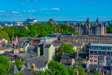 Naklejka premium Aerial view of the old town of Edinburgh, Scotland