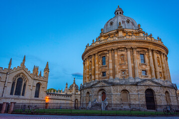Obraz premium Sunset view of Radcliffe Camera in Oxford, England