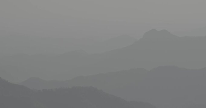 Misty Mountain Ranges Showcasing Natural Beauty