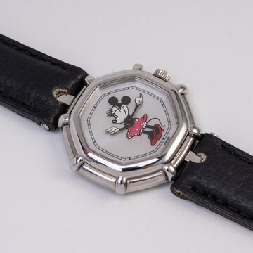 Gerald Genta quartz watch, Minnie model, reference G2851.7, steel case with mother-of-pearl Minnie dial. Milan, Italy, September 1, 2025.