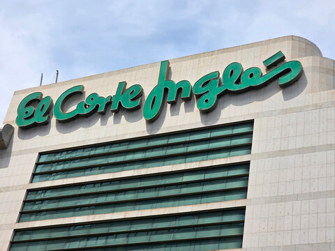 El Corte Ingles Brand name logo on Store Exterior Wall