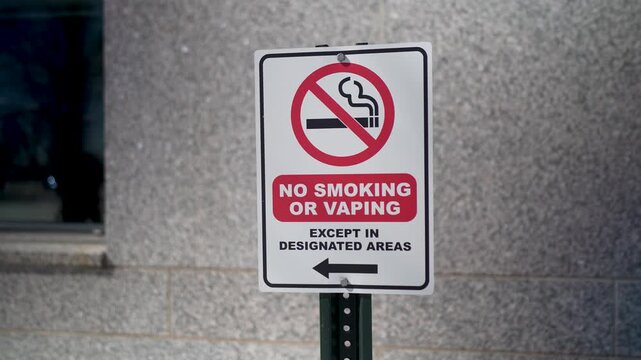 elfbar elfa kaufen Signs are posted outside the Minnesota Transportation Building in St Paul  showing rules for smoking and vaping in designated areas