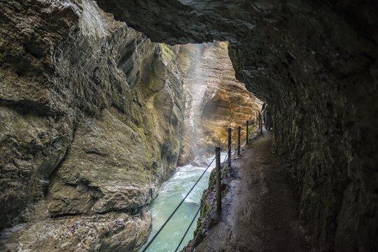 Hiking trail through The Partnach Gorge, Partnachklamm, Partnach River, Garmisch-Partenkirchen District, Werdenfelser Land, Wetterstein, Upper Bavaria, Bavaria, Germany