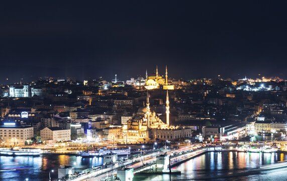 Cityscape at night, Galata Bridge, Golden Horn, Bosphorus, New Mosque, Mosque, Fatih, Istanbul, European side, Turkey