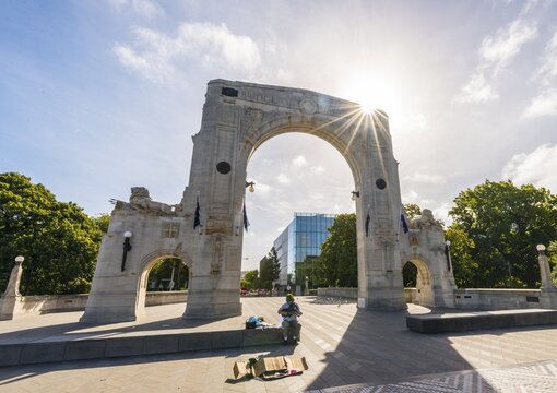 Bridge of Recollection, Bridge of Remembrance, Christchurch, Canterbury, South Island, New Zealand, Oceania