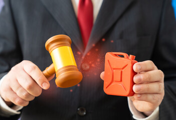 An official imposes restrictions on gasoline and diesel price increases. Fuel price increases, legislative changes. Excise taxes and fuel taxes. Government policy stabilizes markets