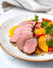 Fototapeta premium Healthy Duck Breast Salad Bowl 