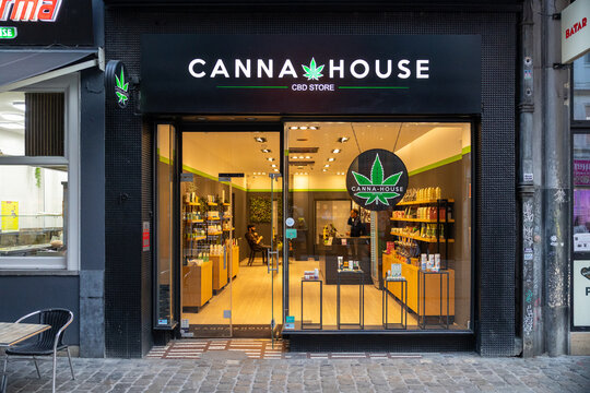 Bruselas, b&eacute;lgica; 03 08 2026 cbd store storefront with cannabis leaf logo