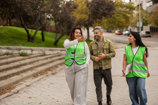 Eco-friendly project in urban environment with friends