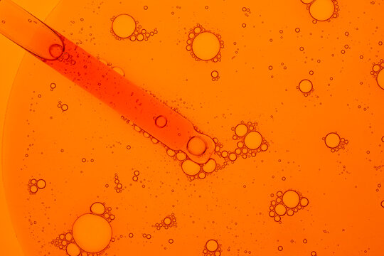 Vitamin C serum pipette with bubble texture