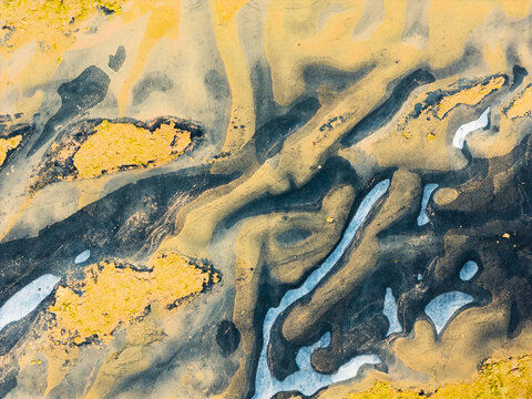 Abstract patterns in intimate landscape view