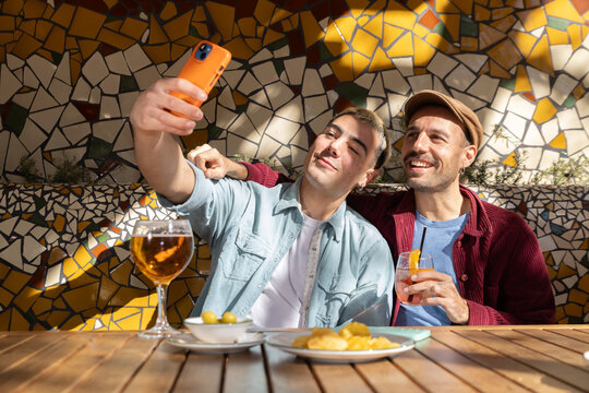 Friends enjoying tapas and quality time together
