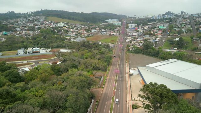 Av Nereu Ramos em Chapec�
