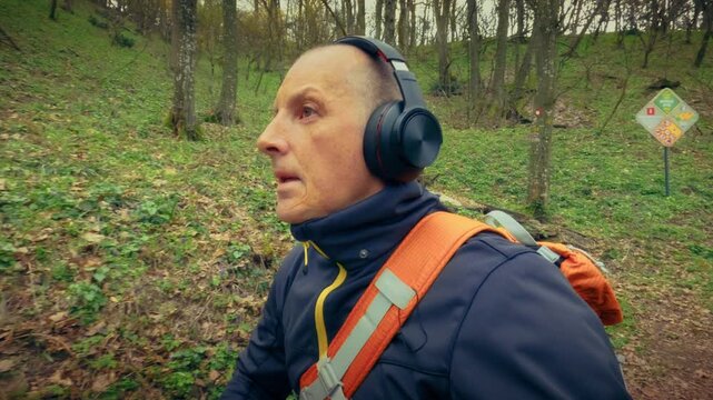 Promoting a proactive approach to aging, longevity, and a vibrant healthy lifestyle through regular outdoor running.