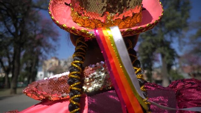 mujer baile tradicional caporal
