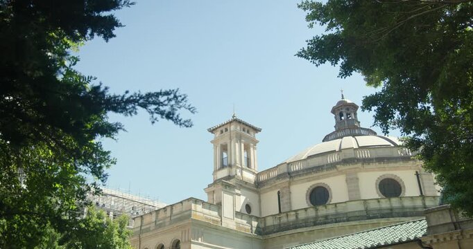 Camera capturing one-second frames of classical domed building upward, documenting scaffolding