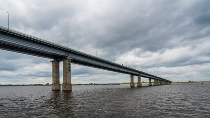 Fototapeta premium The large Zaimishchensky automobile bridge across the Volga River near Kazan, Russia