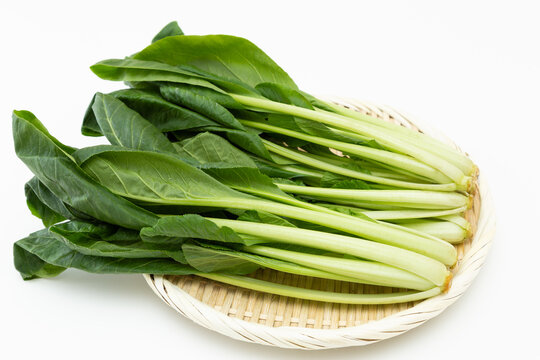 笊に乗った青梗菜