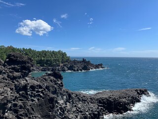 Fototapeta premium The coast of the sea in Jeju, Korea