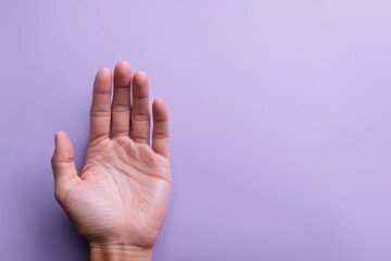 Naklejka premium Minimalist Open Empty Palm Upward on Lavender Background – Giving Receiving Self Compassion Openness Wellness Concept with Copy Space | Mental Health Design