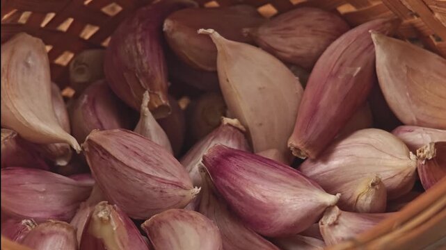 dried garlic