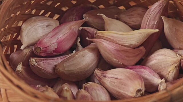dried garlic