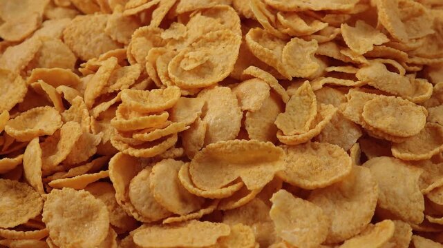 Cornflakes in a wood bowl