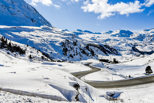 Bivio, Julierpass, Passstrasse, Passh&ouml;he, Engadin, Alpen, Piz Turba, Piz Platta, Winter, Winterwanderweg, Wintersport, Winterlandschaft, Graub&uuml;nden, Schweiz