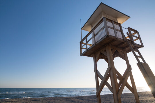Caseta de socorristas en playa de Torrox, M&aacute;laga