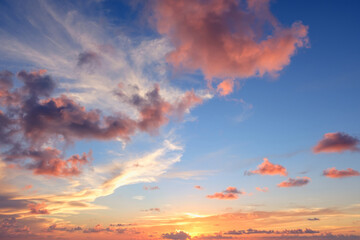 CIELO Y NUBES © Lúmina Studio