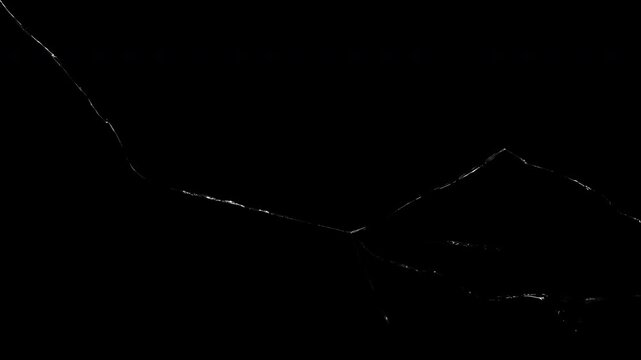 Alternative glass crack split pattern with irregular branching and dynamic expansion, suitable for varied impact effects and realistic break overlays.