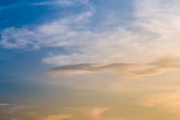 CIELO Y NUBES © Lúmina Studio