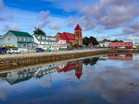 Views from an Antartica and South Gergia and falklands Isalnds expedition