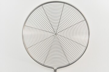 Stainless steel ring as turbine © Ruben