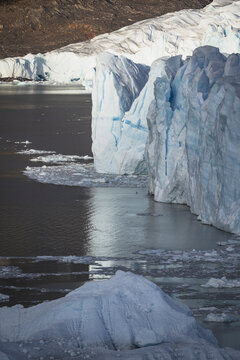 Ice giant meets turquoise water