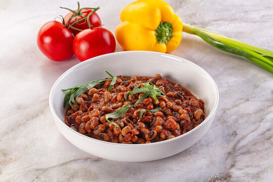 Black eye beans wutg tomato sauce